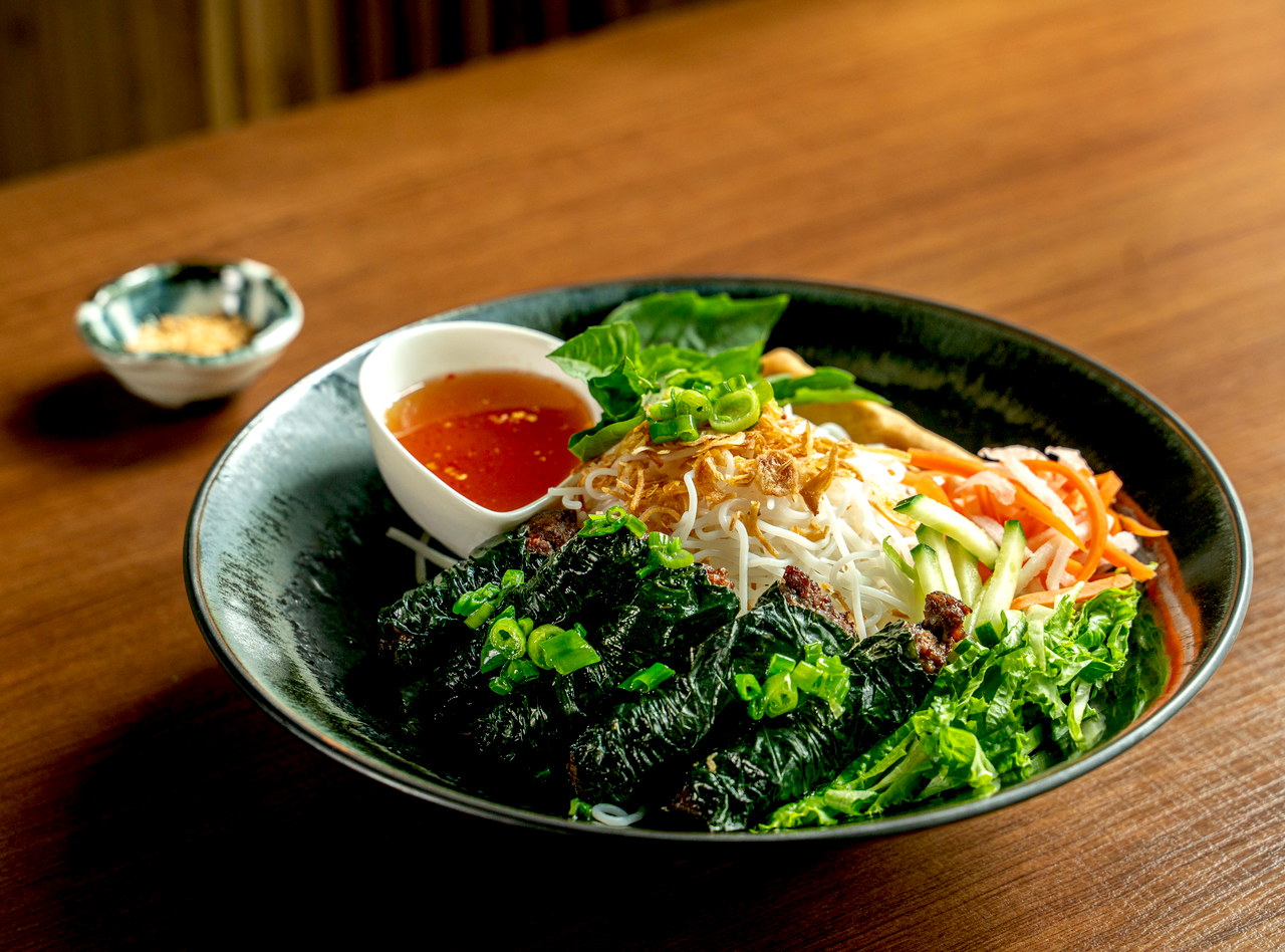 Grilled Beef in Betel Leaves (Bò Lá Lốt) Vermicelli Grab n' Go Bowl by Chef Kevin Nguyen