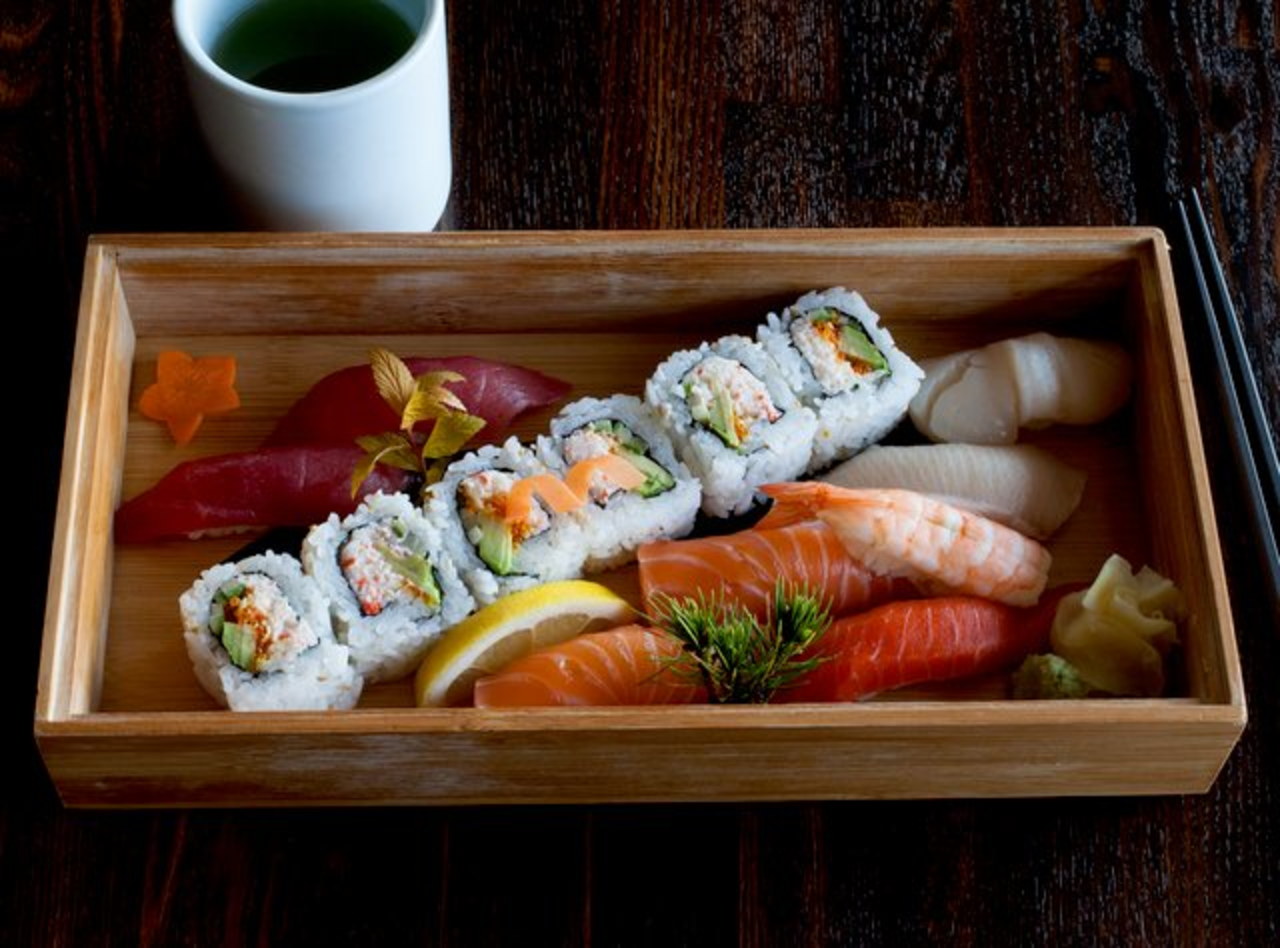 [DEPRECATED] Sushi & Nigiri Combination Platter by Chef Kevin Chin (ILS)