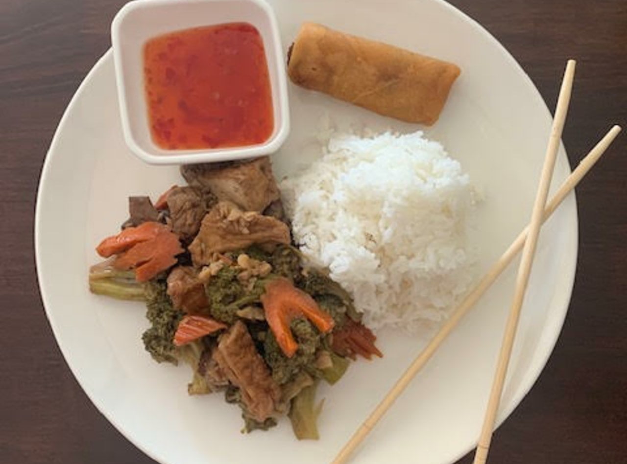 [deprecated]Extra Tofu and Broccoli Stir-Fry by Chef Suwat Piyathanawiwat