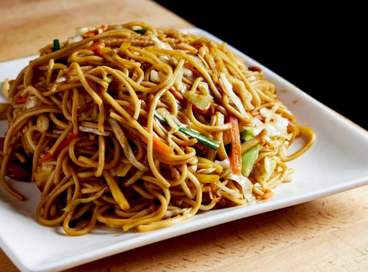 Chicken Lo Mein Boxed Lunch by Uptown China